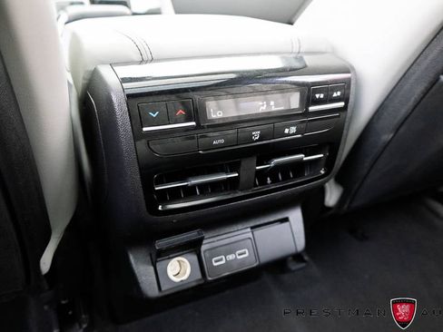 Used 2023 Acura MDX SH-AWD w/ Technology Package image 39