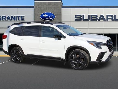 Used 2023 Subaru Ascent Onyx Edition image 6