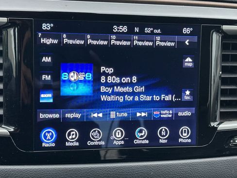 Used 2017 Chrysler Pacifica Touring-L image 19