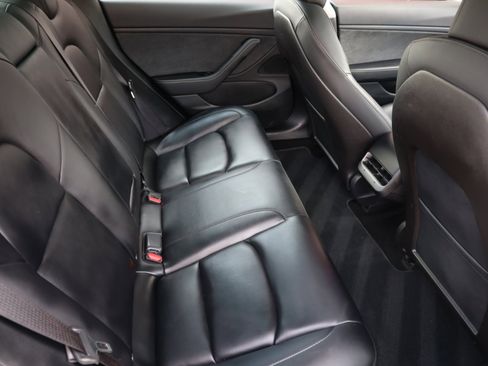 Used 2020 Tesla Model 3 Performance image 38