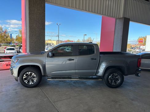Used 2021 Chevrolet Colorado W/T w/ WT Convenience Package image 39