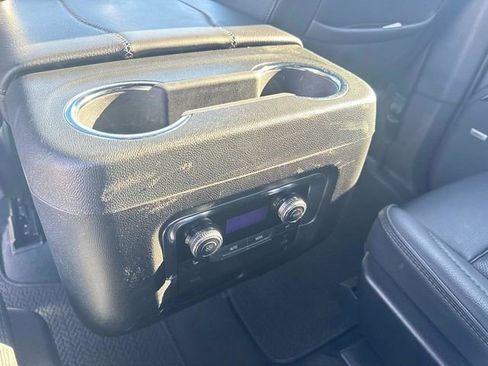 Certified 2025 GMC Yukon Denali AWD/4WD image 20