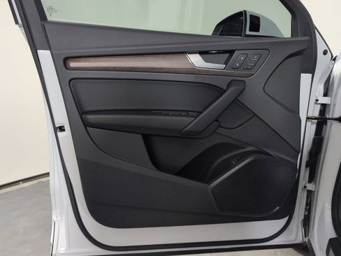Certified 2024 Audi Q5 2.0T Premium image 20