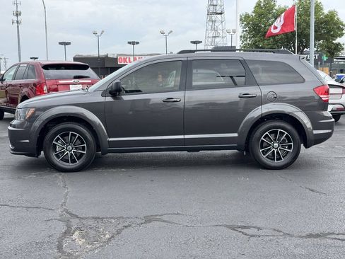 Used 2018 Dodge Journey SE w/ Popular Equipment Group FWD image 8