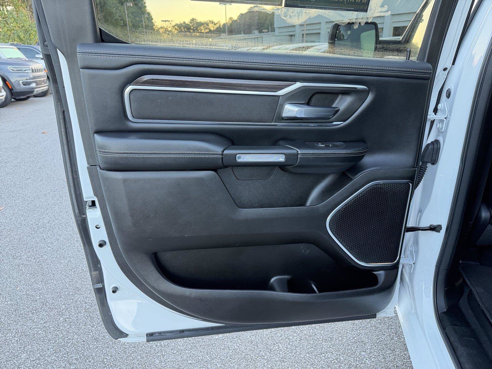 Used 2025 RAM 1500 Laramie AWD/4WD image 20