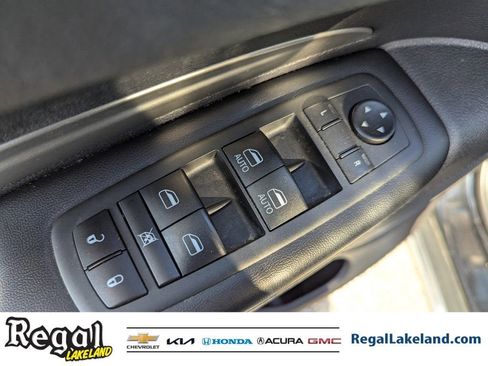 Used 2019 Dodge Durango SXT w/ 3rd Row Seating Group image 16