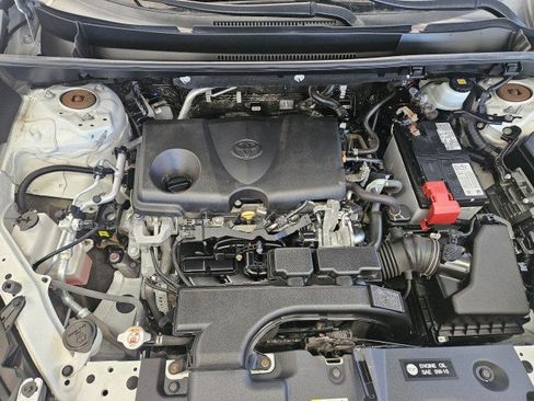 Used 2020 Toyota RAV4 LE w/ All Weather Liner Package AWD/4WD image 7