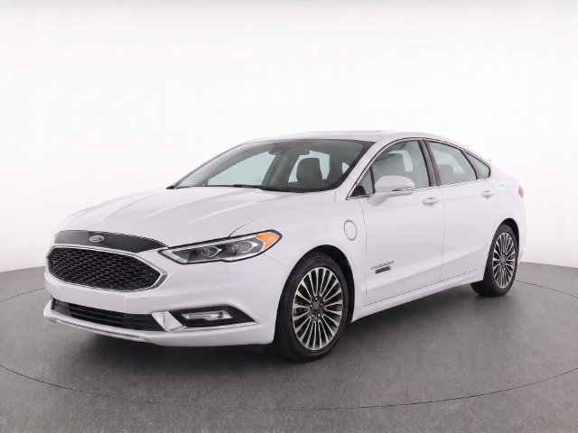 Used 2017 Ford Fusion Energi Platinum FWD image 3