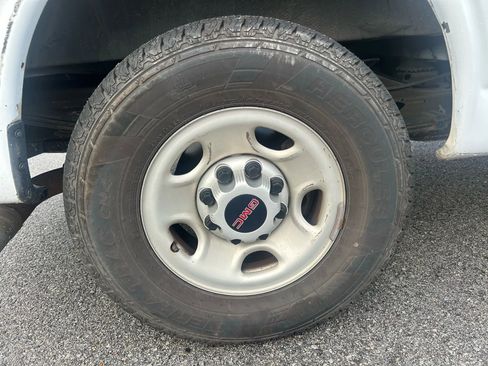 Used 2020 GMC Savana 2500 Extended w/ Enhanced Convenience Package image 5