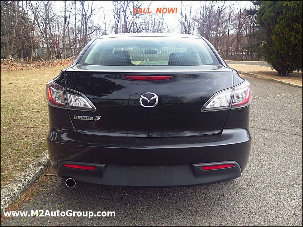 Used 2011 MAZDA MAZDA3 i Touring FWD image 19