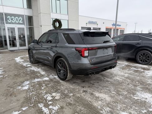 Used 2025 Ford Explorer ST w/ Sun And Sound Package image 3