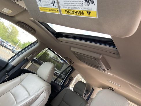 Used 2020 Honda Pilot Touring image 29