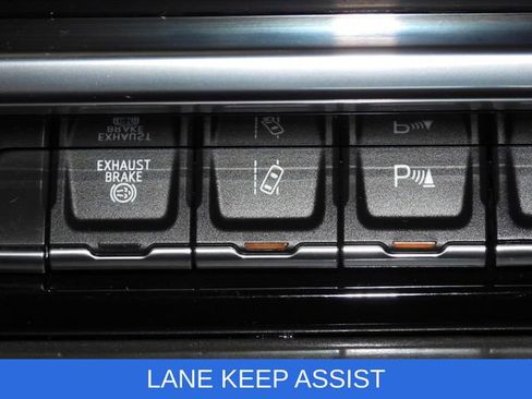 Used 2024 Chevrolet Silverado 2500 High Country w/ High Country Premium Package AWD/4WD image 23