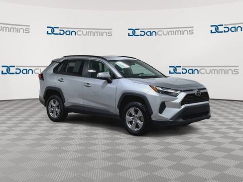 Used 2024 Toyota RAV4 XLE FWD image 3