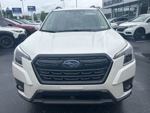 Used 2023 Subaru Forester Premium AWD/4WD image 9