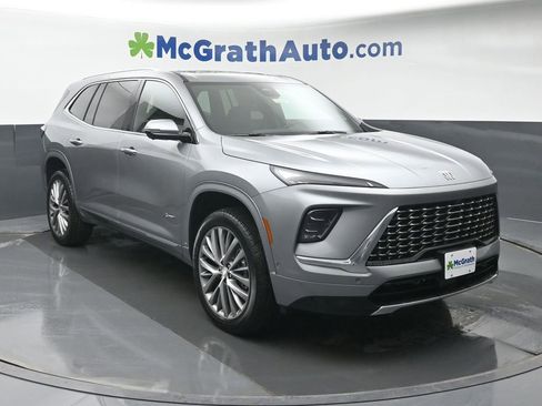 New 2026 Buick Enclave Avenir w/ Super Cruise Package image 2