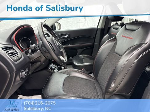 Used 2019 Jeep Compass Trailhawk image 17