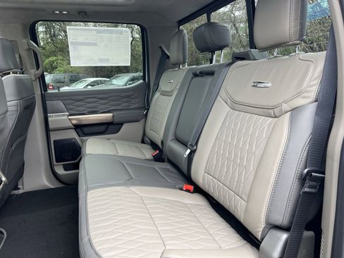 New 2026 Ford F450 Platinum image 25