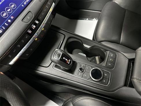 Used 2019 Cadillac XT4 Sport image 13