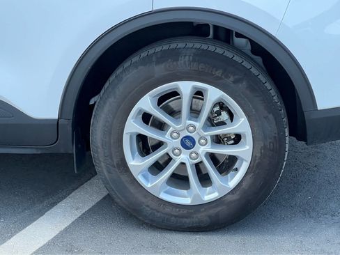 Certified 2022 Ford Escape SE AWD/4WD image 14