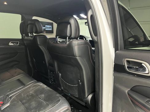 Used 2017 Jeep Grand Cherokee Trailhawk AWD/4WD image 51