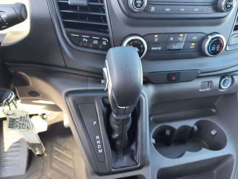 New 2024 Ford Transit 150 148 Medium Roof AWD image 26