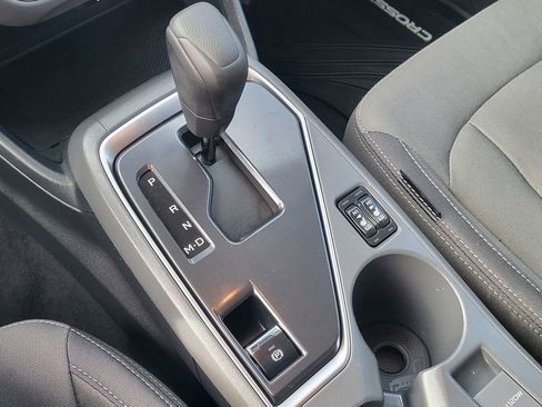 Certified 2025 Subaru Crosstrek 2.0i Premium image 19