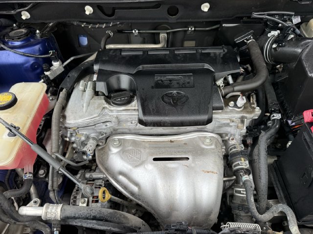 Used 2014 Toyota RAV4 Limited w/ Technology Package FWD image 34
