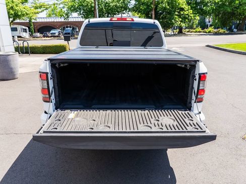 Used 2023 Nissan Frontier PRO-4X w/ Pro-4X Premium Package AWD/4WD image 9
