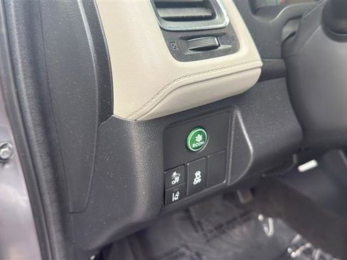 Used 2019 Honda HR-V EX image 7