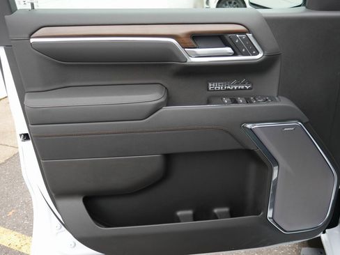 New 2026 Chevrolet Silverado 1500 High Country w/ Technology Package image 32