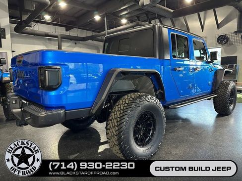 Used 2020 Jeep Gladiator Sport w/ Quick Order Package 24S AWD/4WD image 15