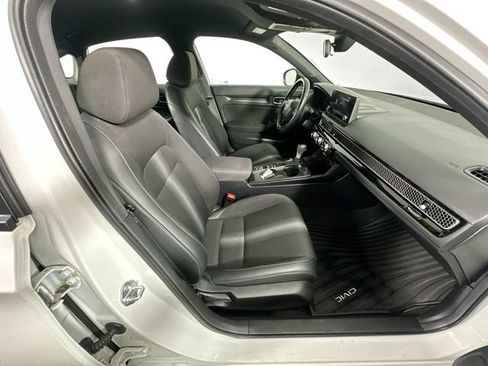 Used 2025 Honda Civic Sport image 27