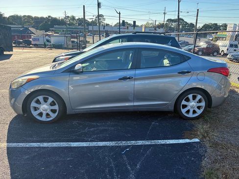 Used 2013 Hyundai Elantra Limited image 2