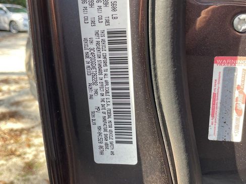 Used 2014 Dodge Journey Crossroad w/ Flexible Seating Group image 11