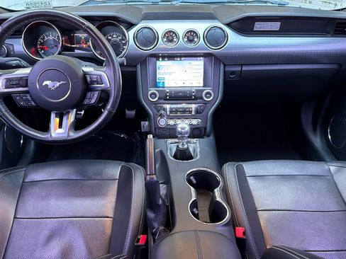 Used 2017 Ford Mustang GT Premium w/ GT Performance Package RWD image 13