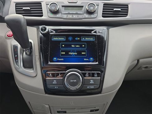 Used 2016 Honda Odyssey EX-L image 29
