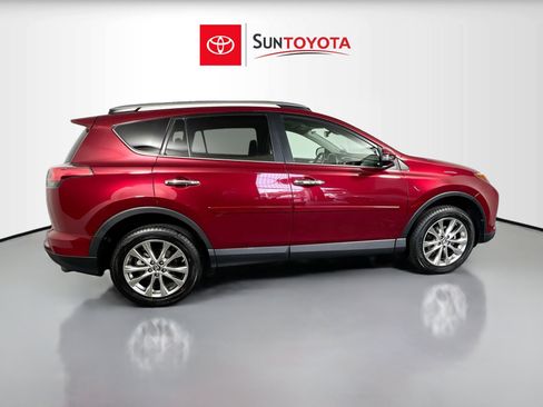 Used 2018 Toyota RAV4 Limited image 2
