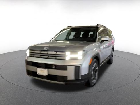 Used 2025 Hyundai Santa Fe SEL image 7
