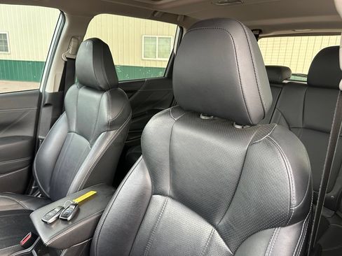 Used 2019 Subaru Forester Touring w/ Popular Package #3 AWD/4WD image 3