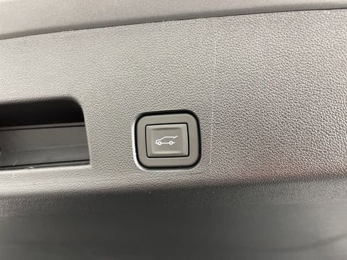 New 2026 Chevrolet Traverse Z71 w/ Enhanced Driving Package image 24