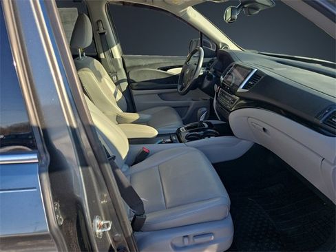 Used 2017 Honda Ridgeline RTL-E image 15