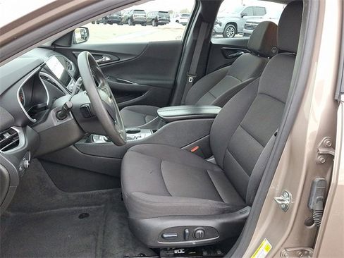 Used 2024 Chevrolet Malibu LT image 10