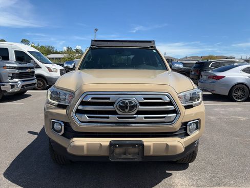 Used 2019 Toyota Tacoma Limited AWD/4WD image 2