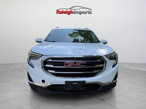 Used 2019 GMC Terrain SLT w/ Preferred Package AWD/4WD image 3