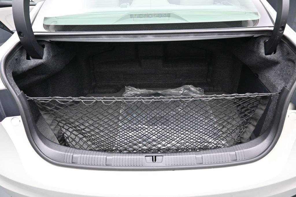 Used 2013 Toyota Avalon Limited FWD image 26