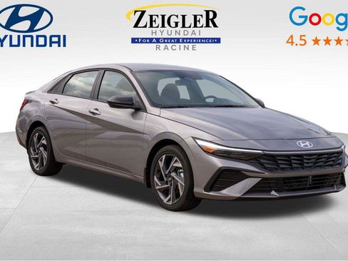 New 2025 Hyundai Elantra SEL image 1