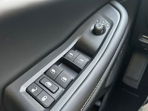 New 2025 Jeep Grand Cherokee Limited image 18