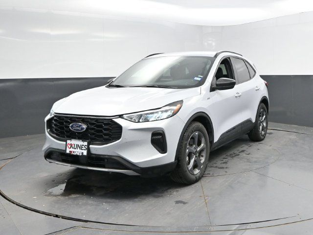 Used 2025 Ford Escape ST-Line FWD image 6