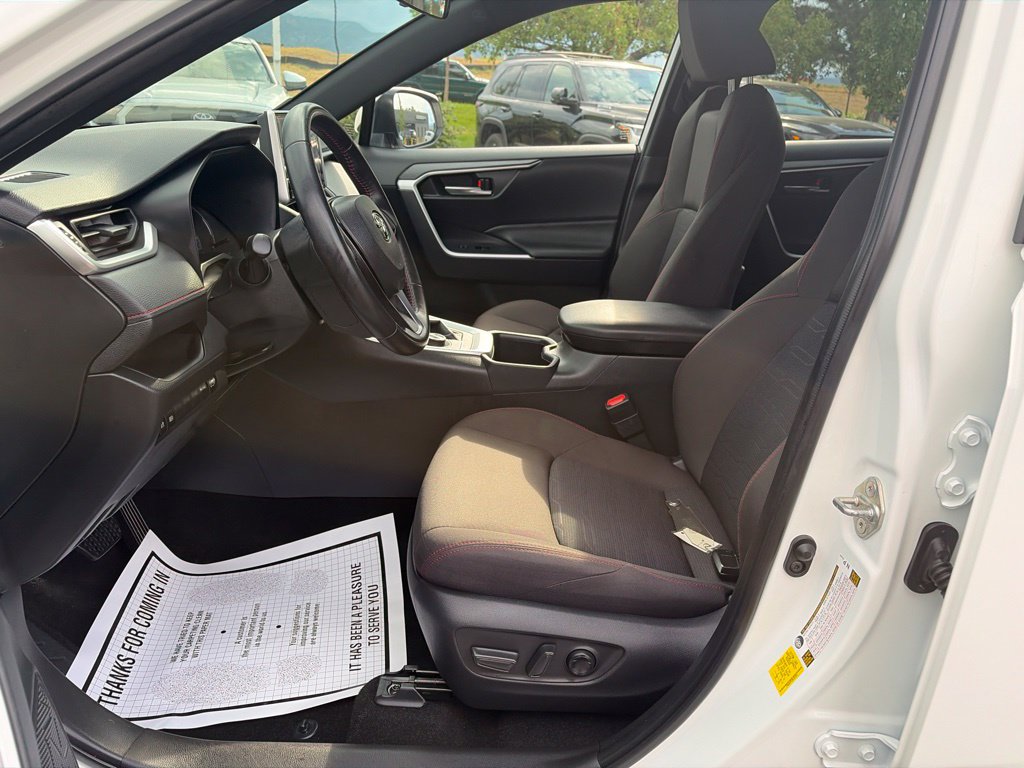 Used 2025 Toyota RAV4 SE AWD/4WD image 22